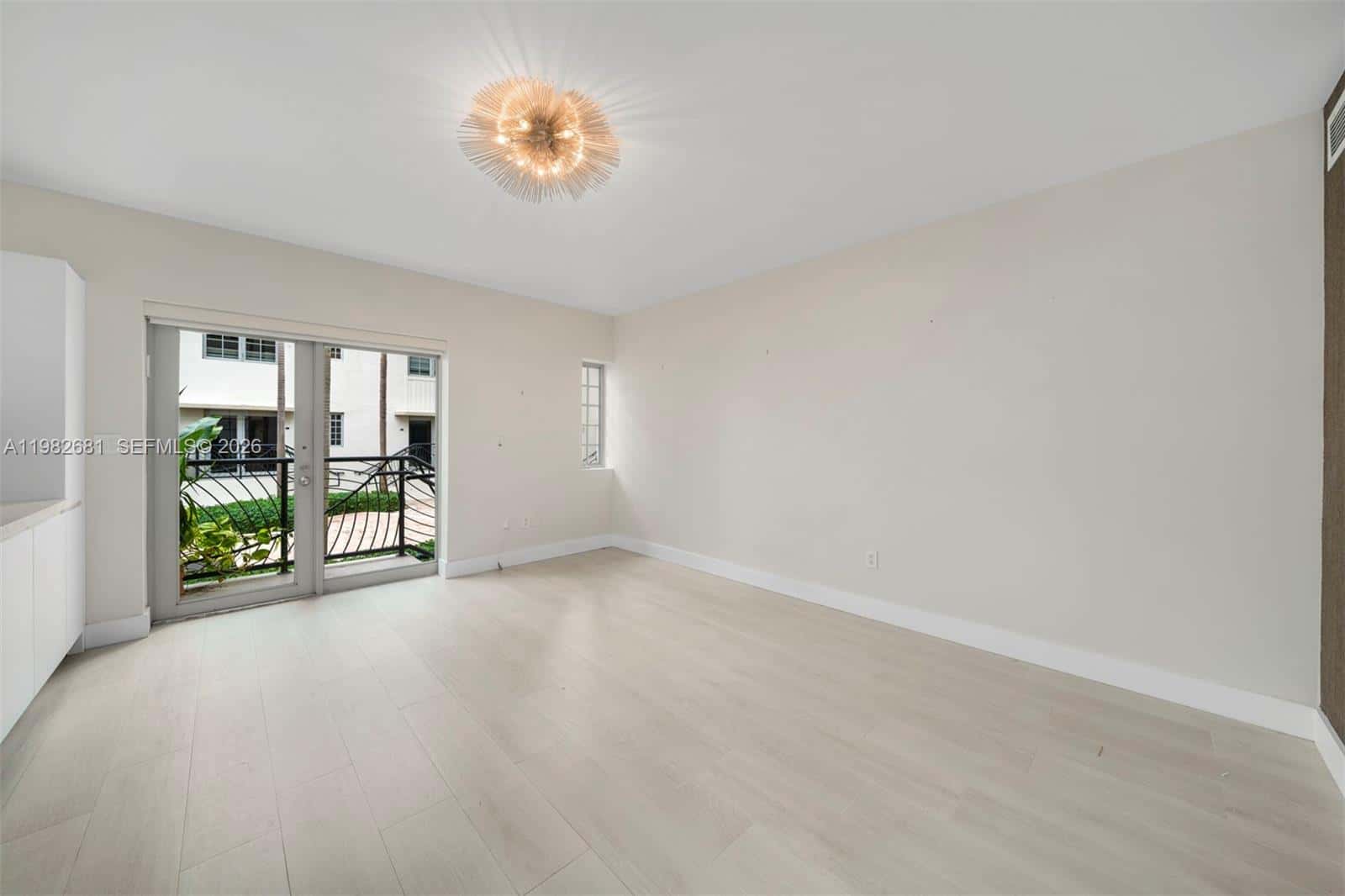 435 21st St # 103, Miami Beach FL 33139