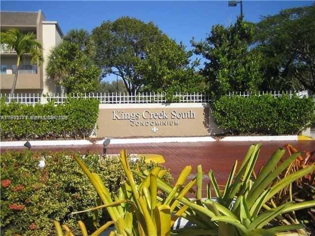 7765 SW 86th St # 208, Miami FL 33143