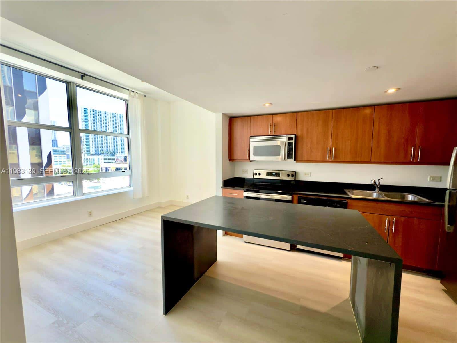 111 E Flagler St # 805, Miami FL 33131