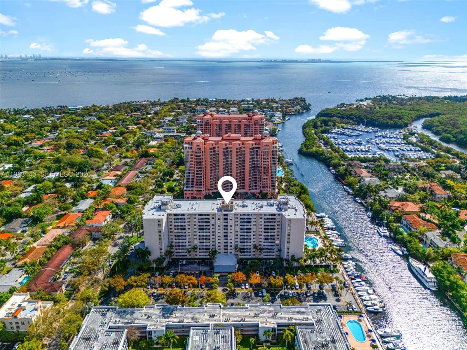 90 Edgewater Dr # 1216, Coral Gables FL 33133