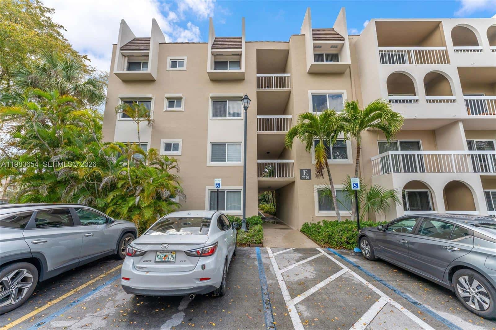 7722 Camino Real # 218, Miami FL 33143