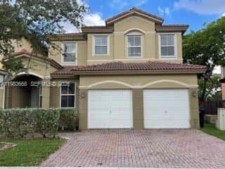 8683 NW 109th Ct, Doral FL 33178