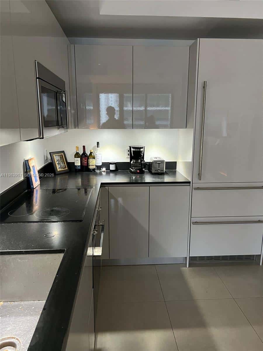 1010 Brickell Ave # 2010, Miami FL 33131