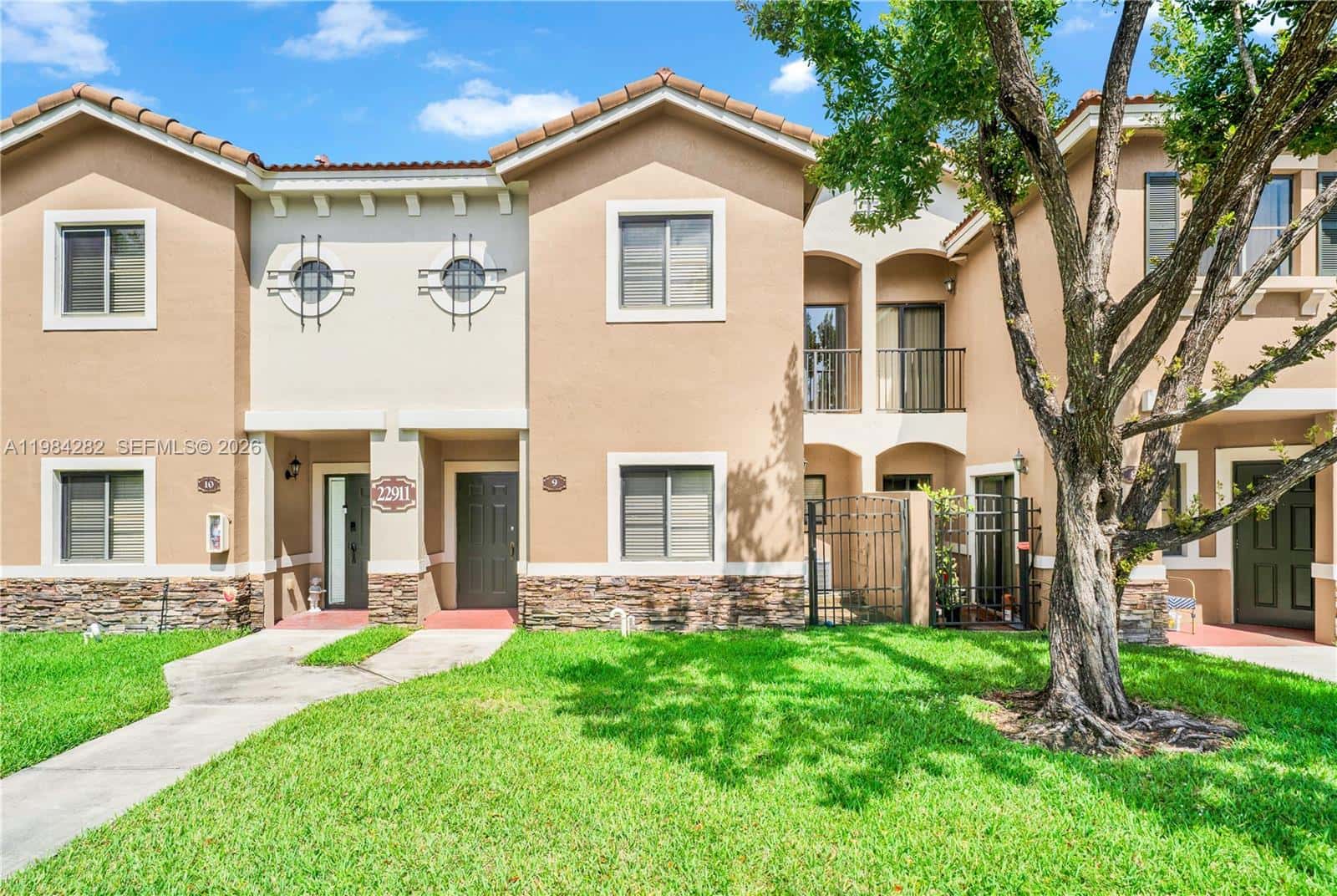 22911 SW 88th Pl # 21, Cutler Bay FL 33190