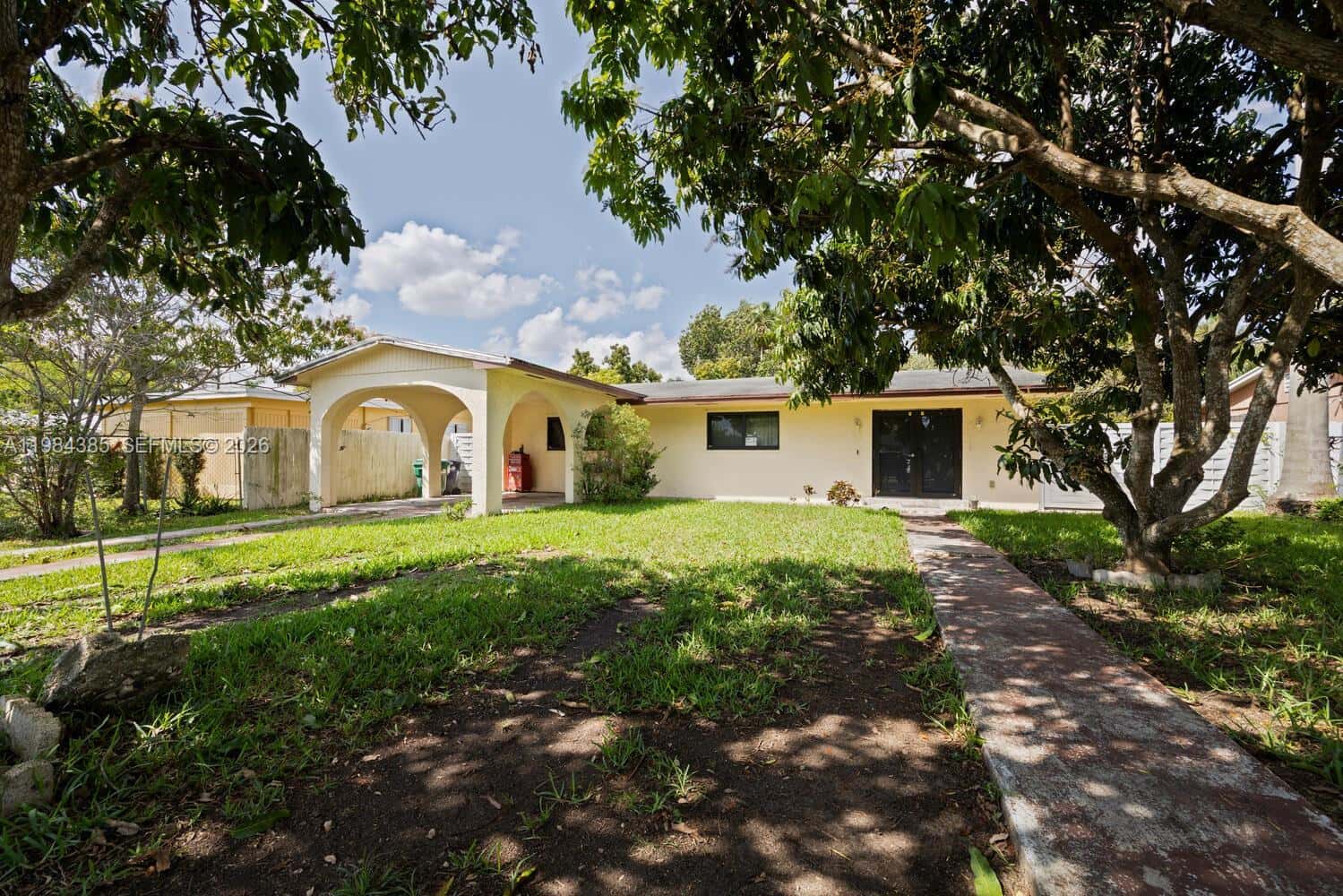 17371 SW 302nd St, Homestead FL 33030