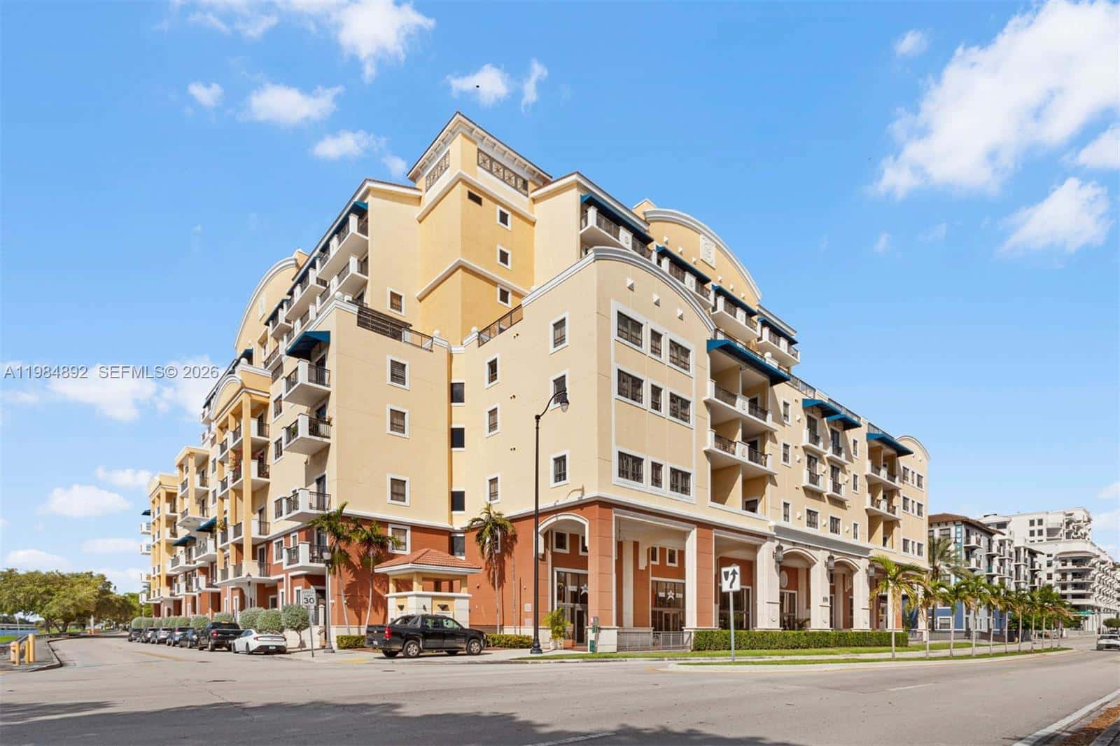 8390 SW 72nd Ave # 412, Miami FL 33143