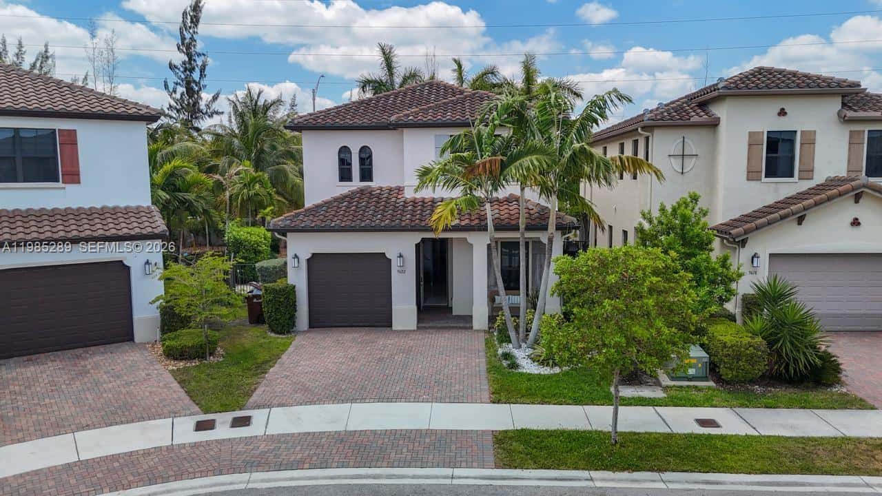 9602 W 35th Ln # 0, Hialeah FL 33018