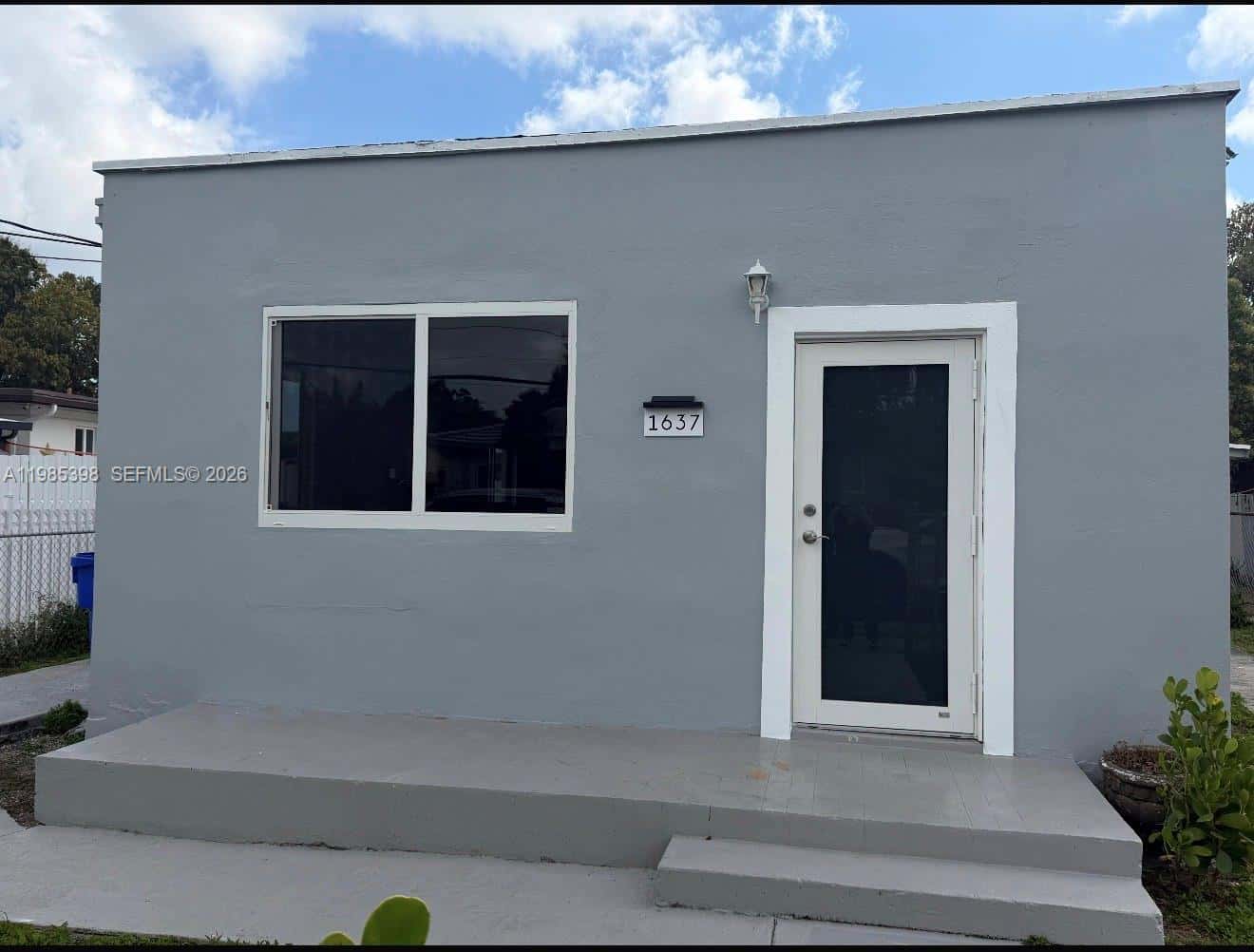 1637 NW 31st Ave, Miami FL 33125