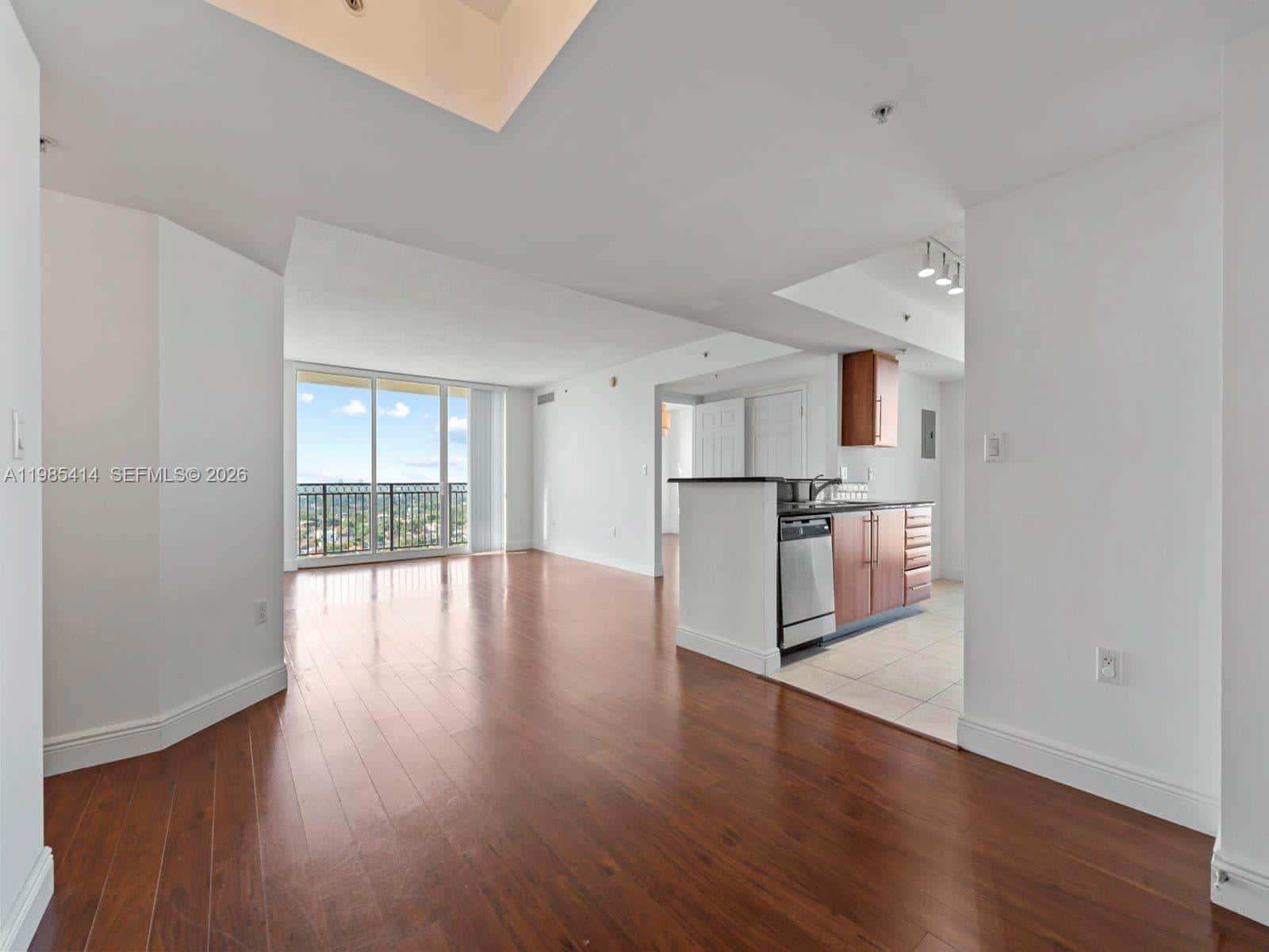 3232 SW 22nd Ter # 1609, Miami FL 33145