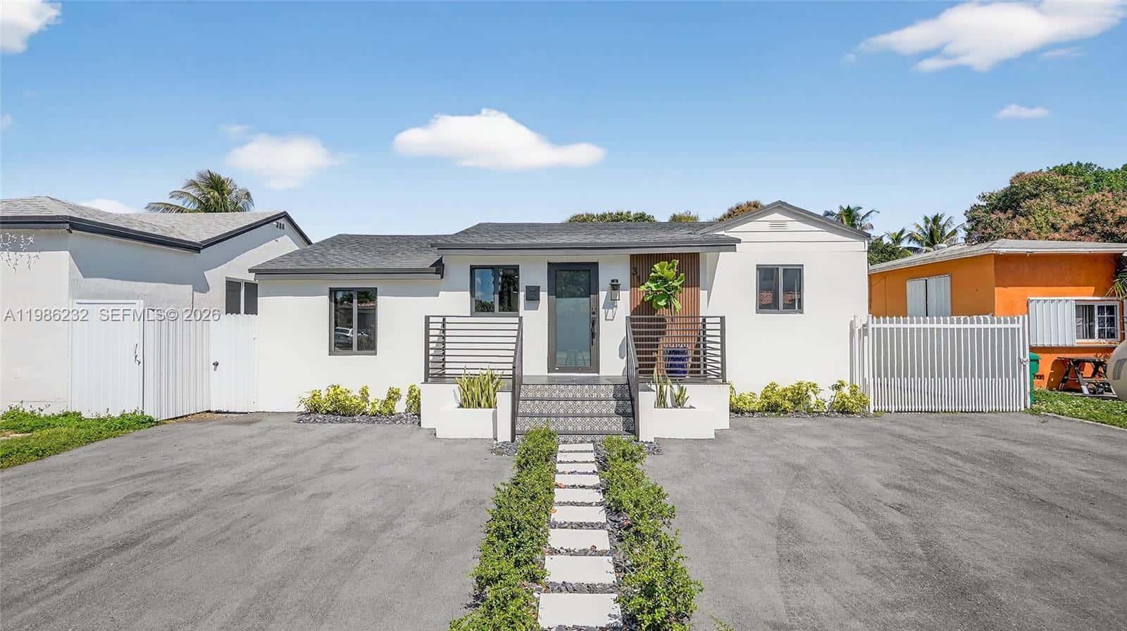 3135 SW 7th St, Miami FL 33135