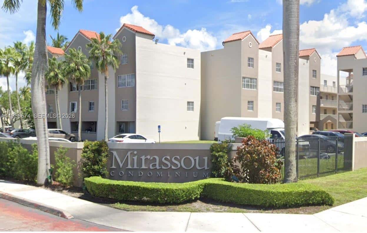 6195 NW 186th St # 309, Hialeah FL 33015