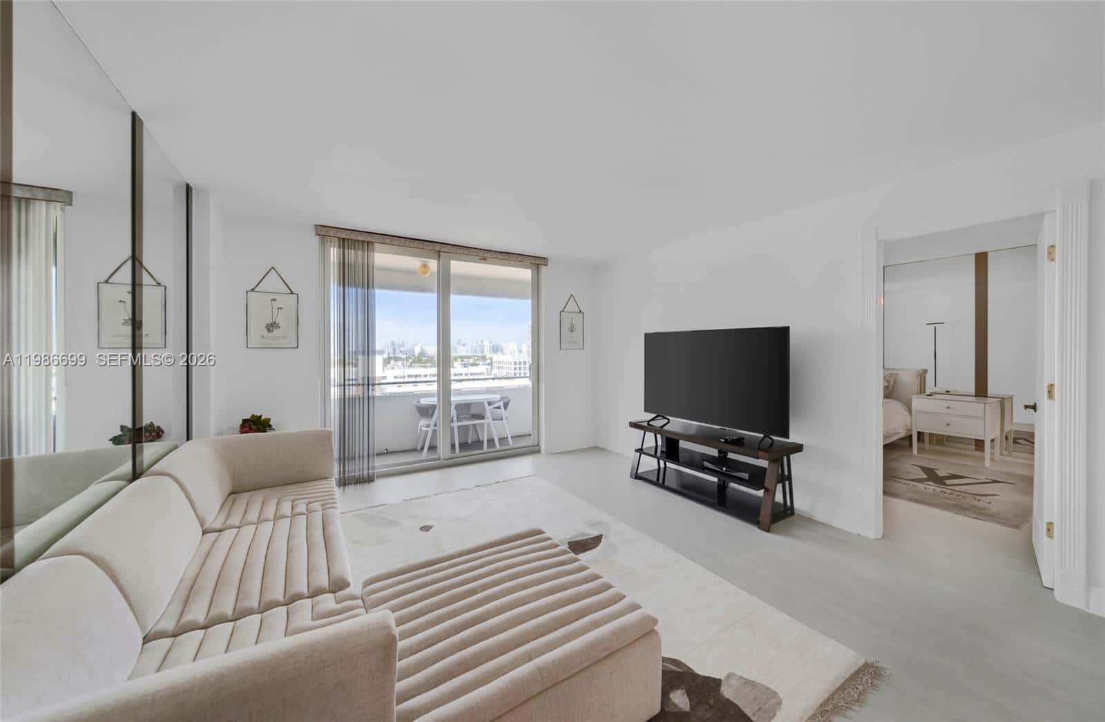 465 Ocean Dr # 1102, Miami Beach FL 33139