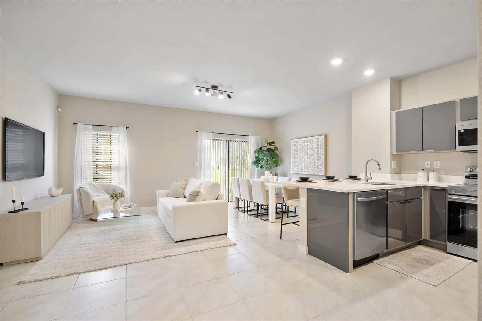 751 SW 11th Street, Florida City FL 33034