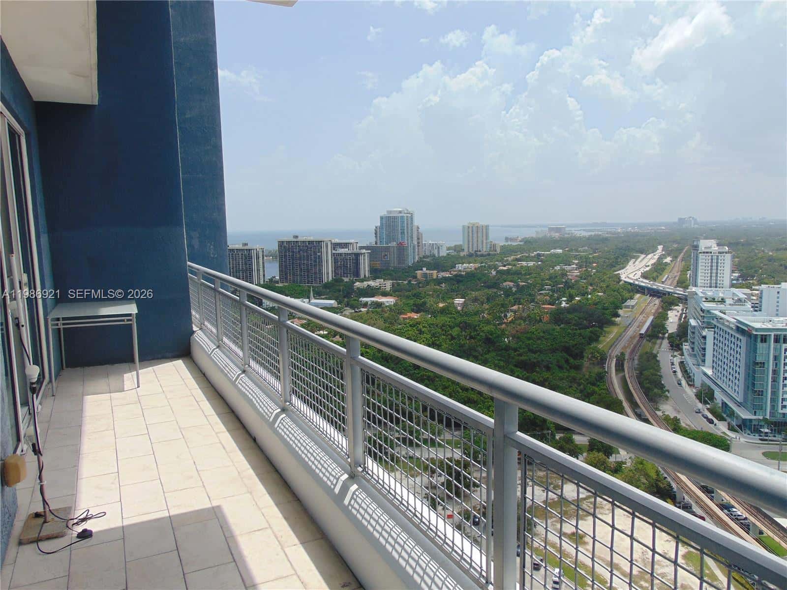 60 SW 13th St # 2619, Miami FL 33130