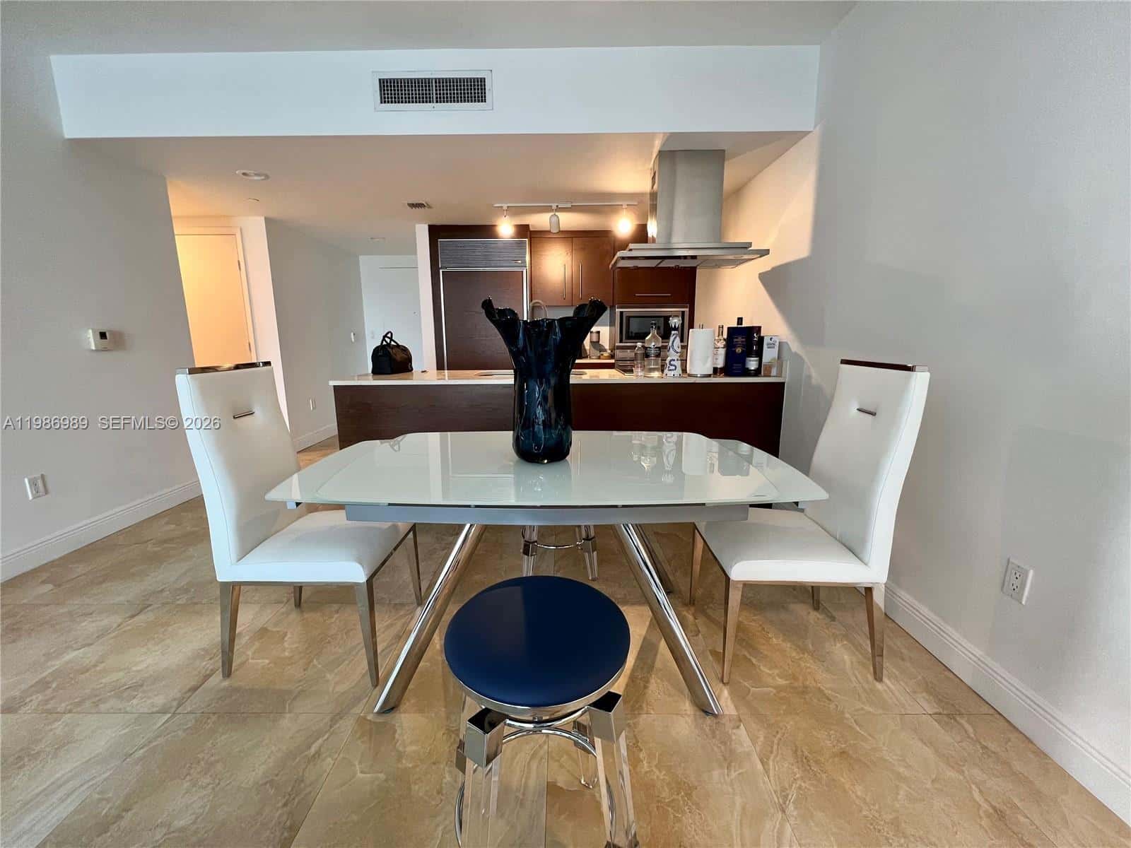 495 Brickell Ave # 2707, Miami FL 33131