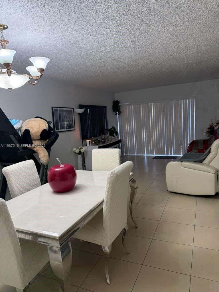 1900 W 68th St # A205, Hialeah FL 33014