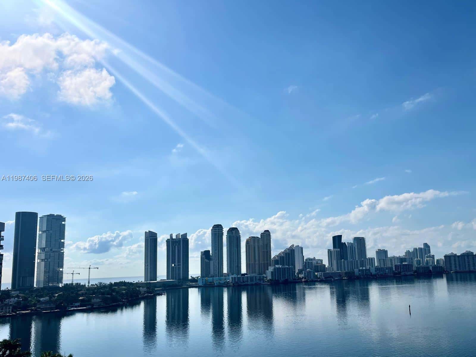 3530 Mystic Pointe Dr # 1412, Aventura FL 33180