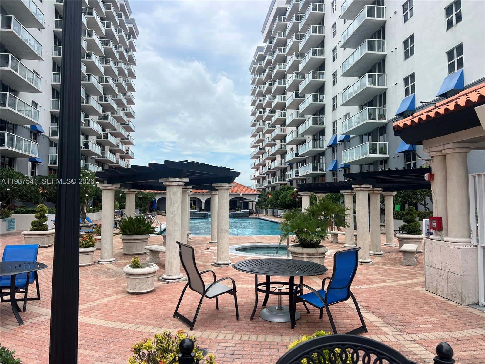 5077 NW 7th St # 917, Miami FL 33126