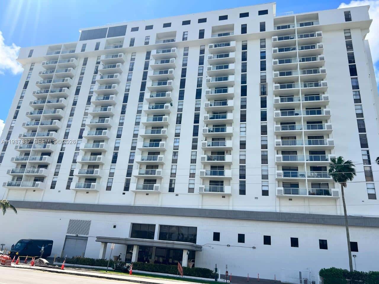 13499 Biscayne Blvd # 613, North Miami FL 33181
