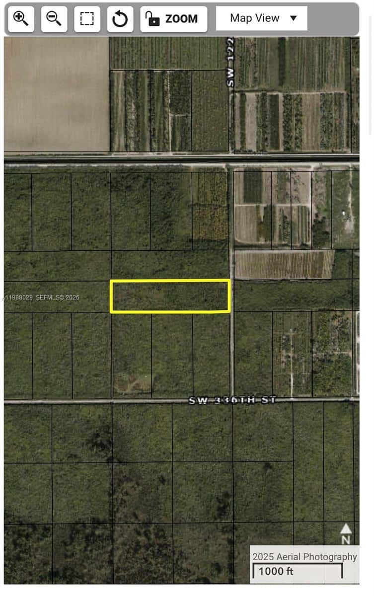 122 ave sw 332 st, Homestead FL 33035