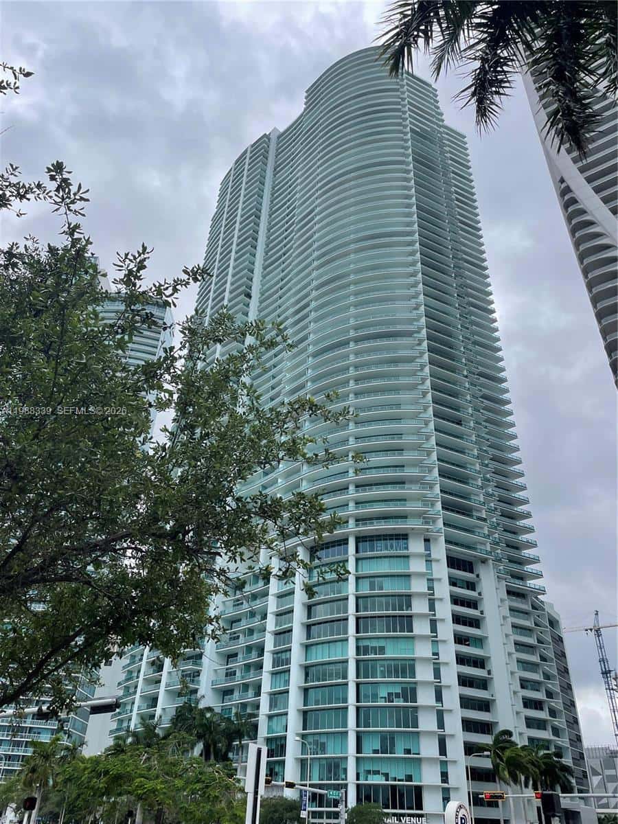 900 Biscayne Blvd # 1704, Miami FL 33132