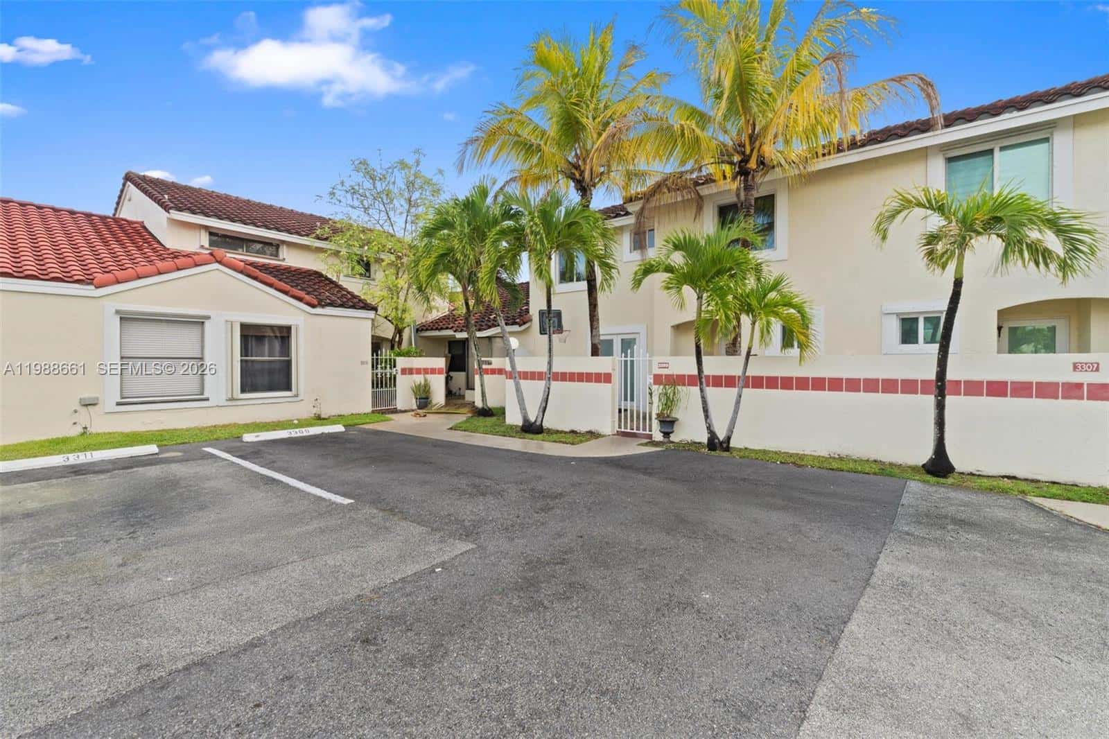 3309 San Remo Cir, Homestead FL 33035