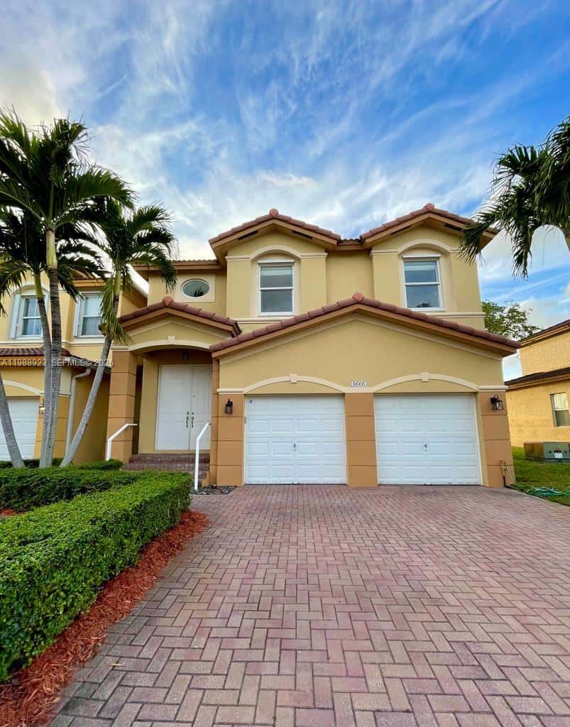 8666 NW 109th Ct # 8666, Doral FL 33178