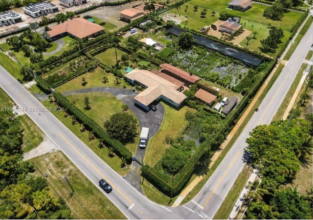 28000 SW 157th Ave, Homestead FL 33033