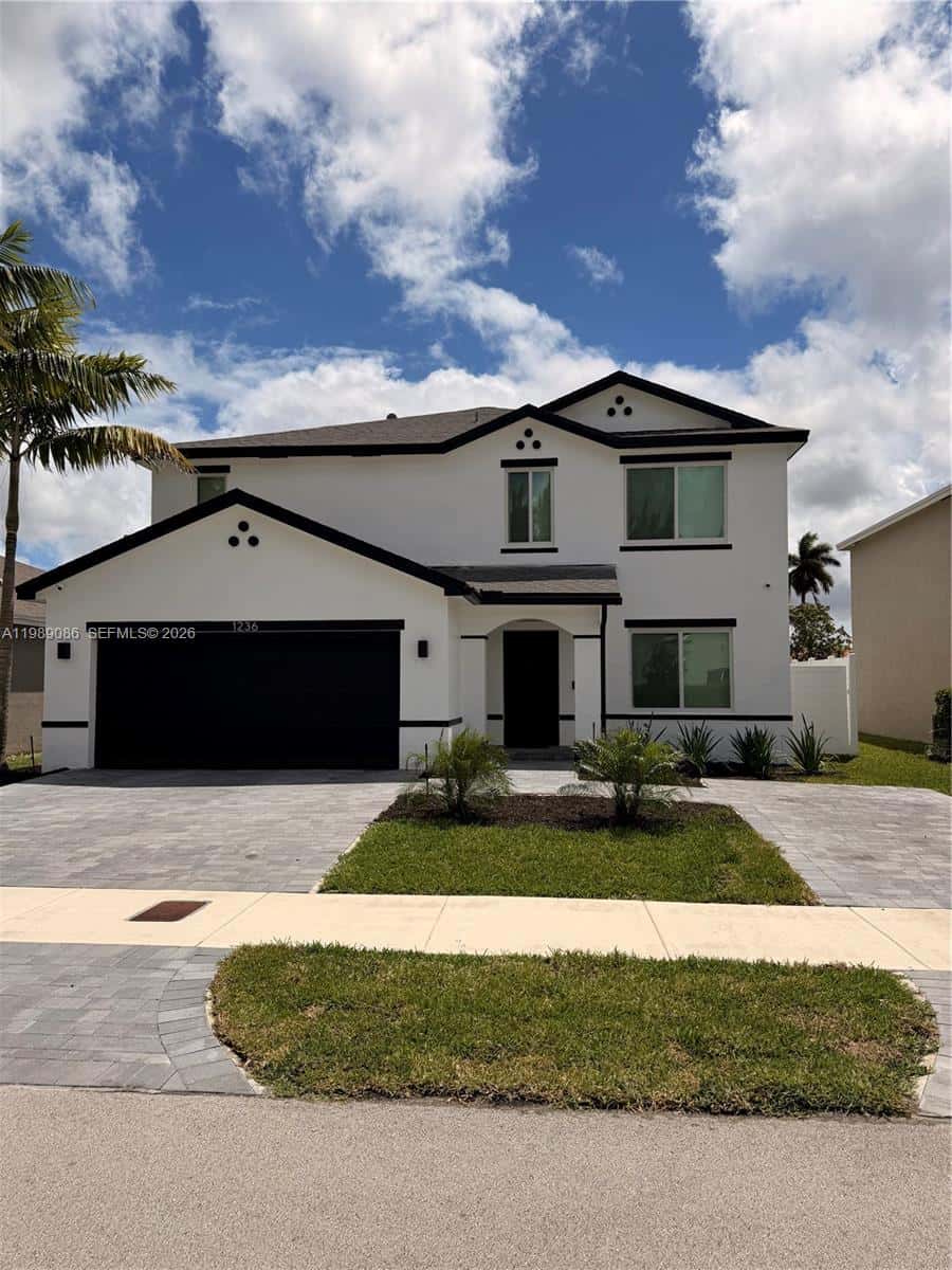 1236 NW 208th St, Miami Gardens FL 33169