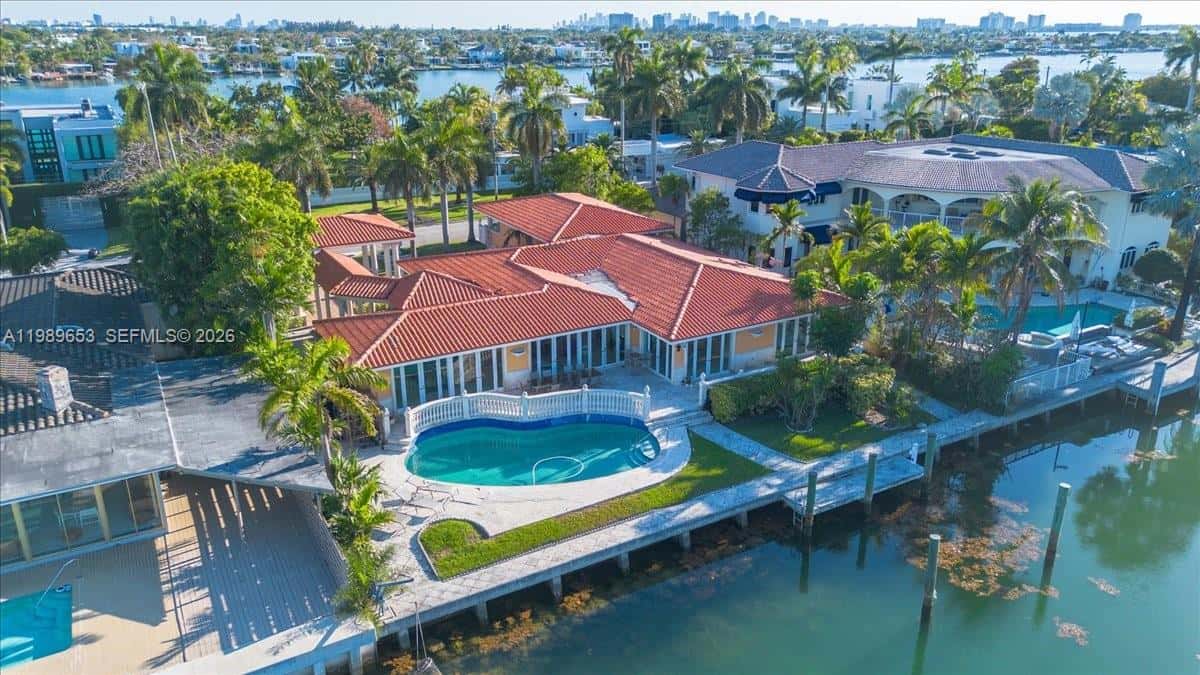 1249 Biscaya Dr, Surfside FL 33154