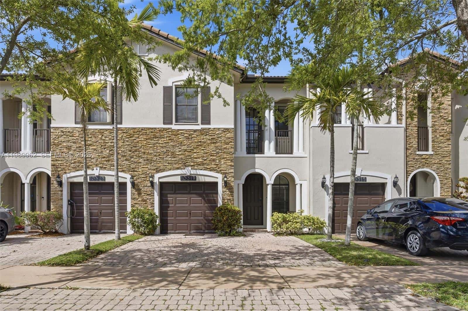10319 NW 30th Ter, Doral FL 33172