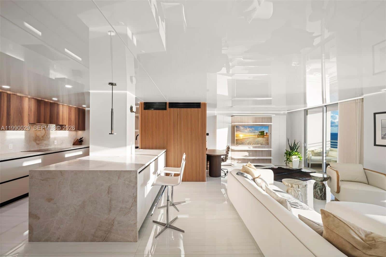 5555 Collins Ave # 16H, Miami Beach FL 33140