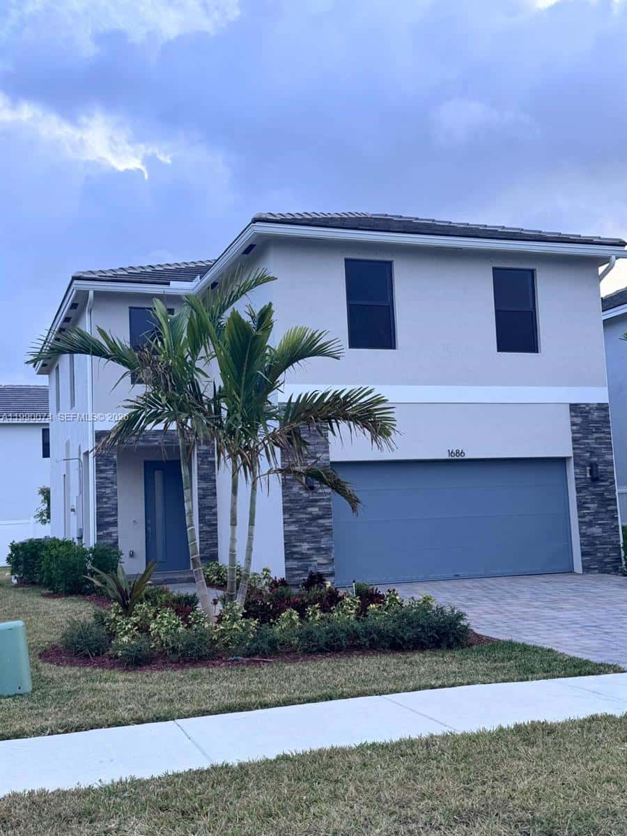 1686 SE 6th St, Homestead FL 33033
