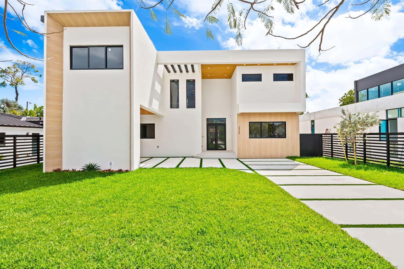 2324 SW 26th Street, Miami FL 33133