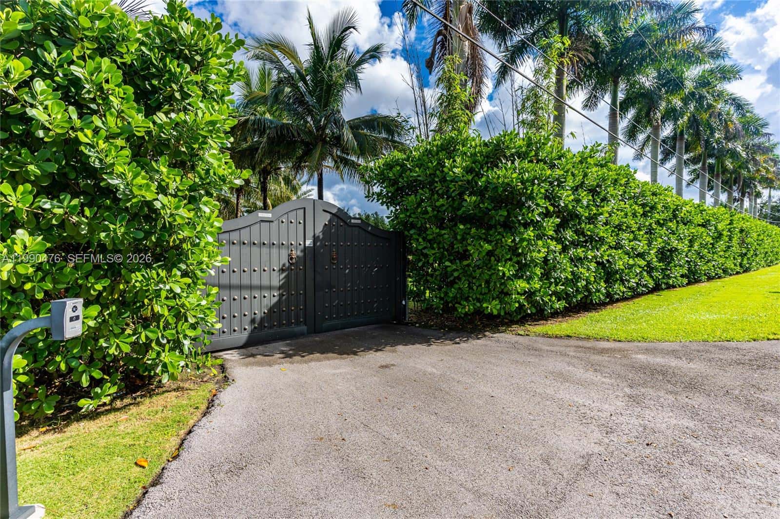 18851 SW 218th St, Miami FL 33170