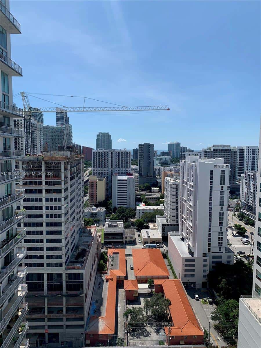 690 SW 1st Ct # 2725, Miami FL 33130