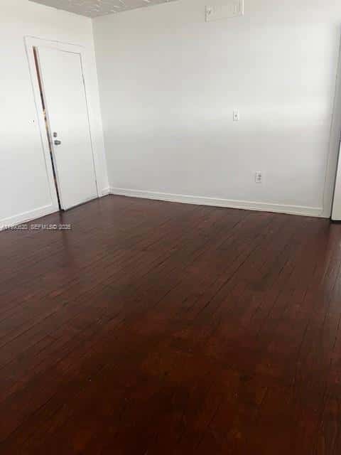 1611 Pennsylvania Ave # 4, Miami Beach FL 33139