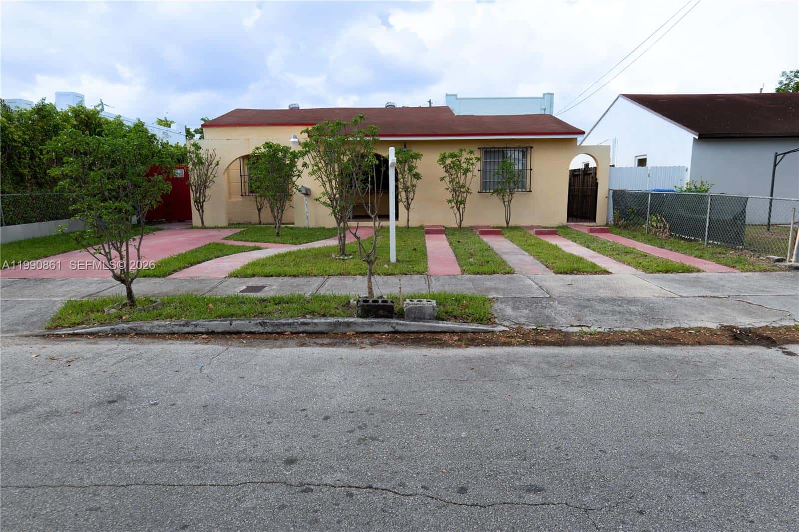 2323 SW 17th Ter, Miami FL 33145