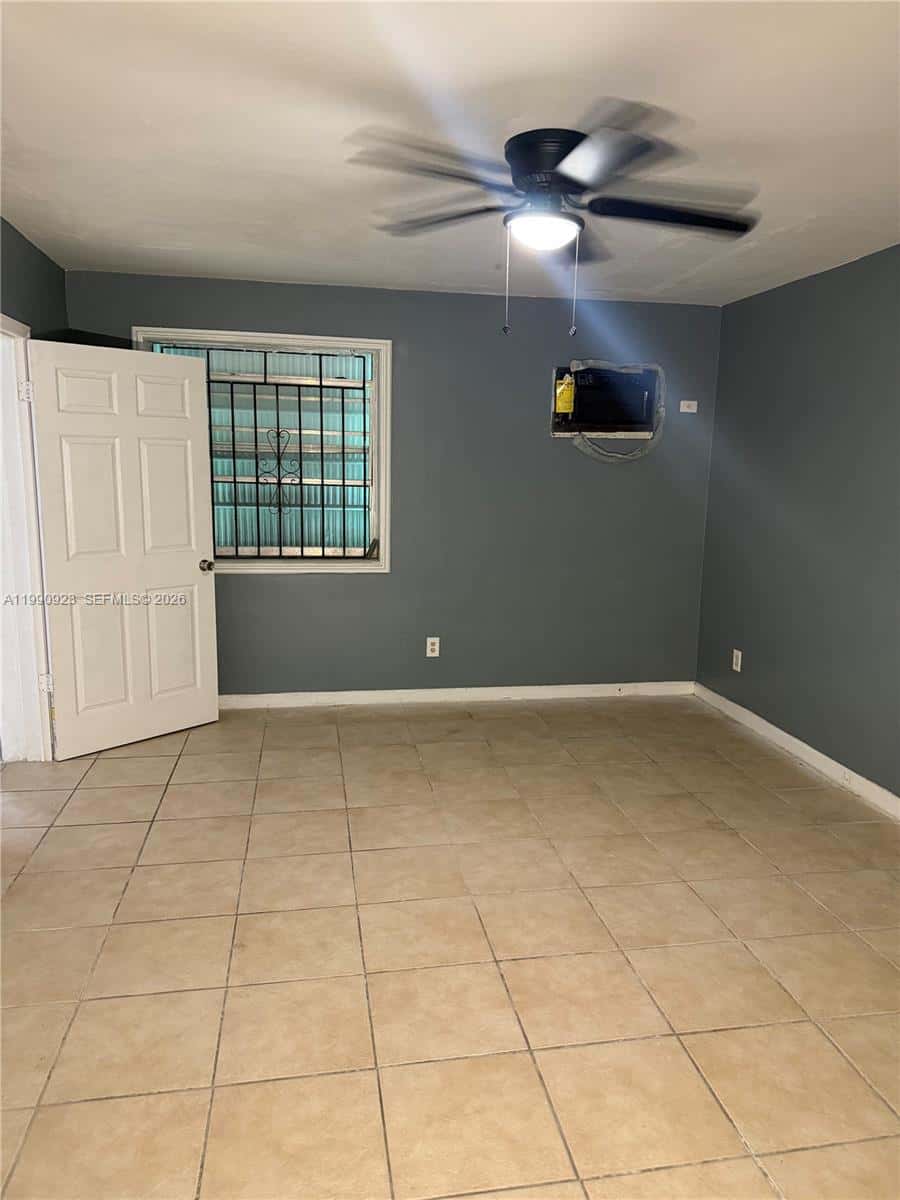1230 NW 180th Ter # 1, Miami Gardens FL 33169