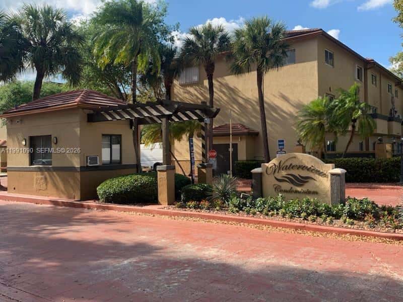 14900 SW 82nd Ter # 205, Miami FL 33193