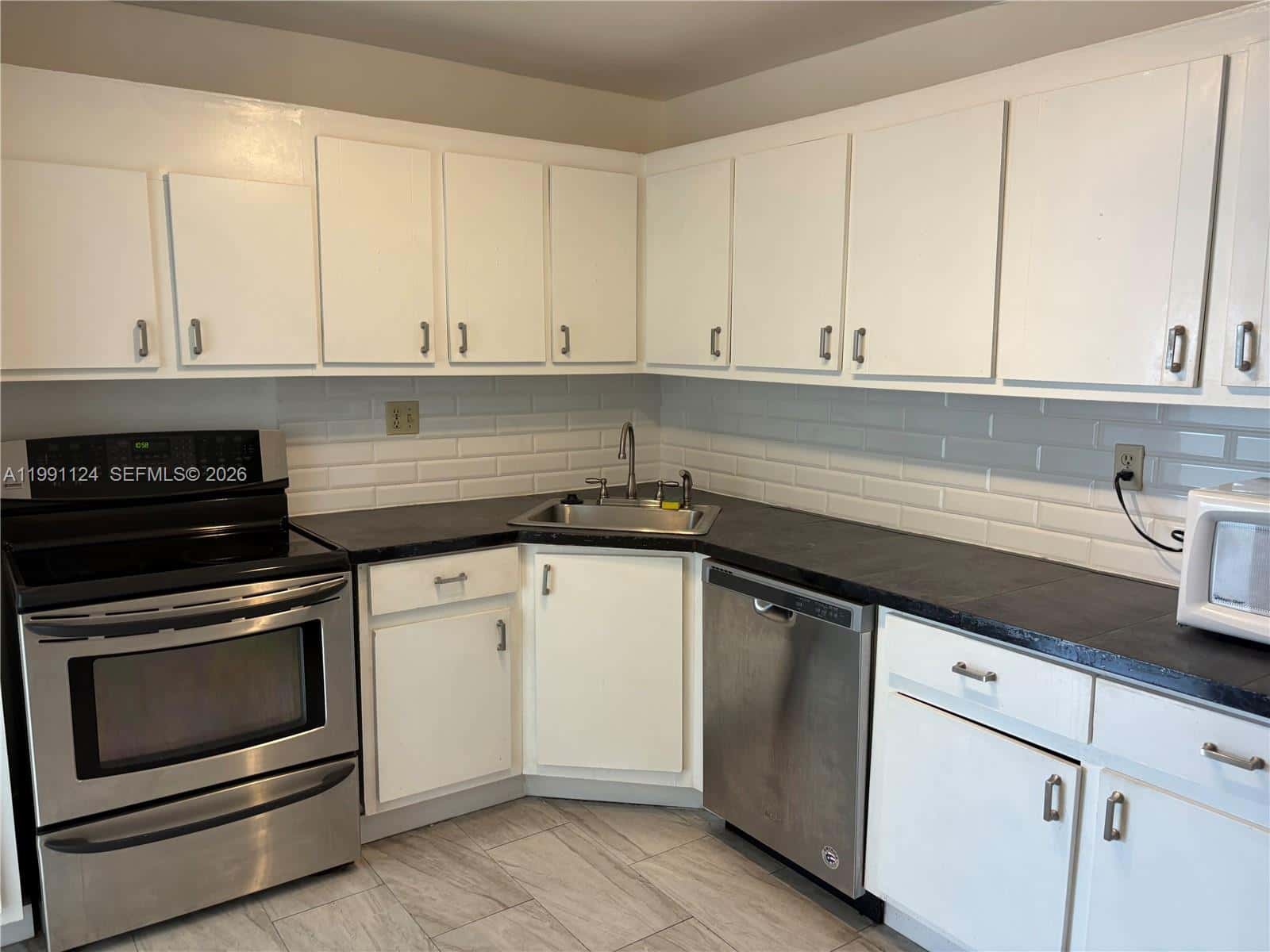 2750 NE 183rd St # 1912, Aventura FL 33160