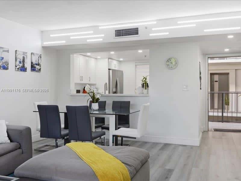 8650 SW 133rd Ave Rd # 308, Miami FL 33183