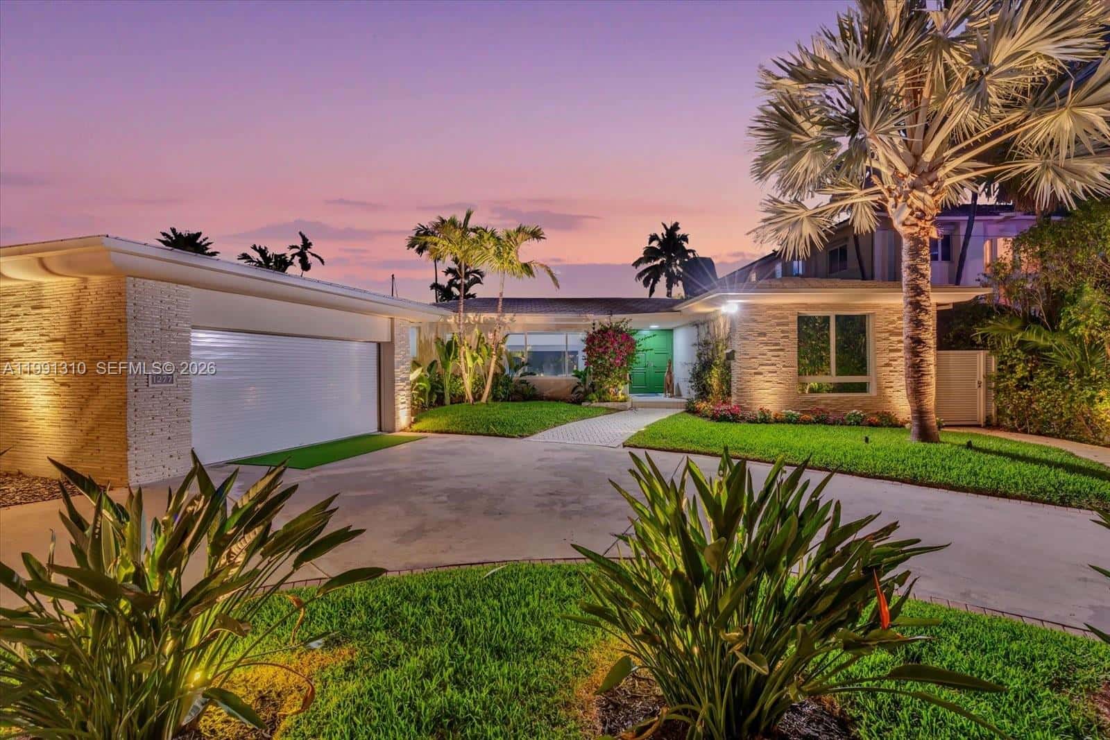 1277 Biscaya Dr, Surfside FL 33154