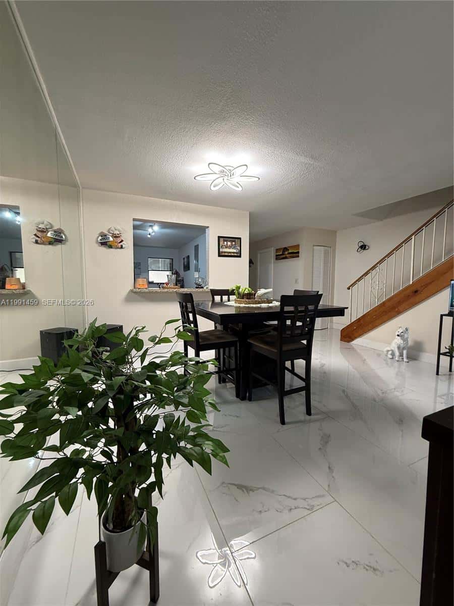 3536 Estepona Ave, Doral FL 33178