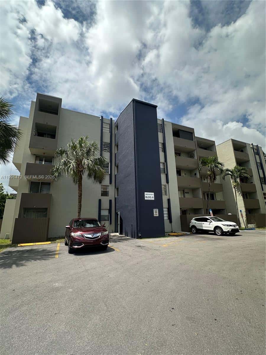 10090 NW 80th Ct # 1350, Hialeah Gardens FL 33016
