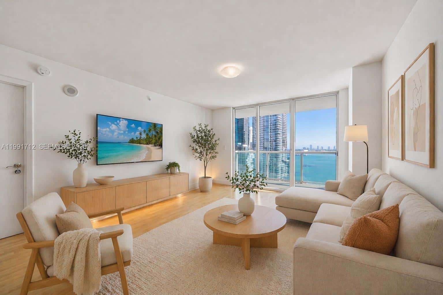31 SE 5th St # 2604, Miami FL 33131