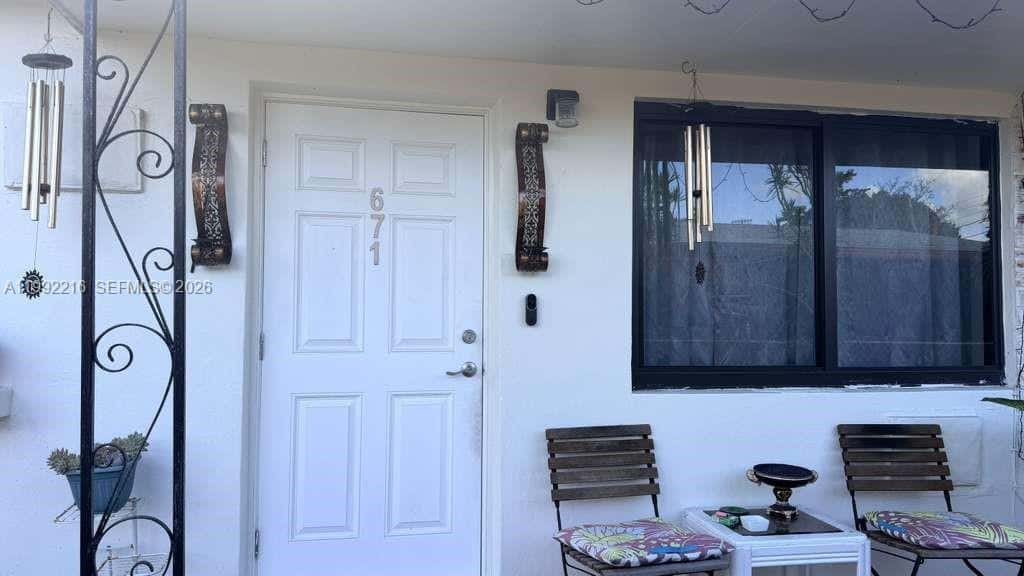 673 W 30th St # 671, Hialeah FL 33012