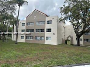 6155 NW 186th St # 207, Hialeah FL 33015