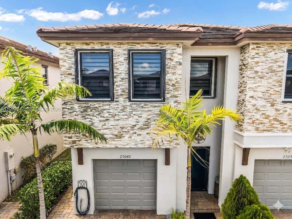 25060 SW 108th Ave, Homestead FL 33032