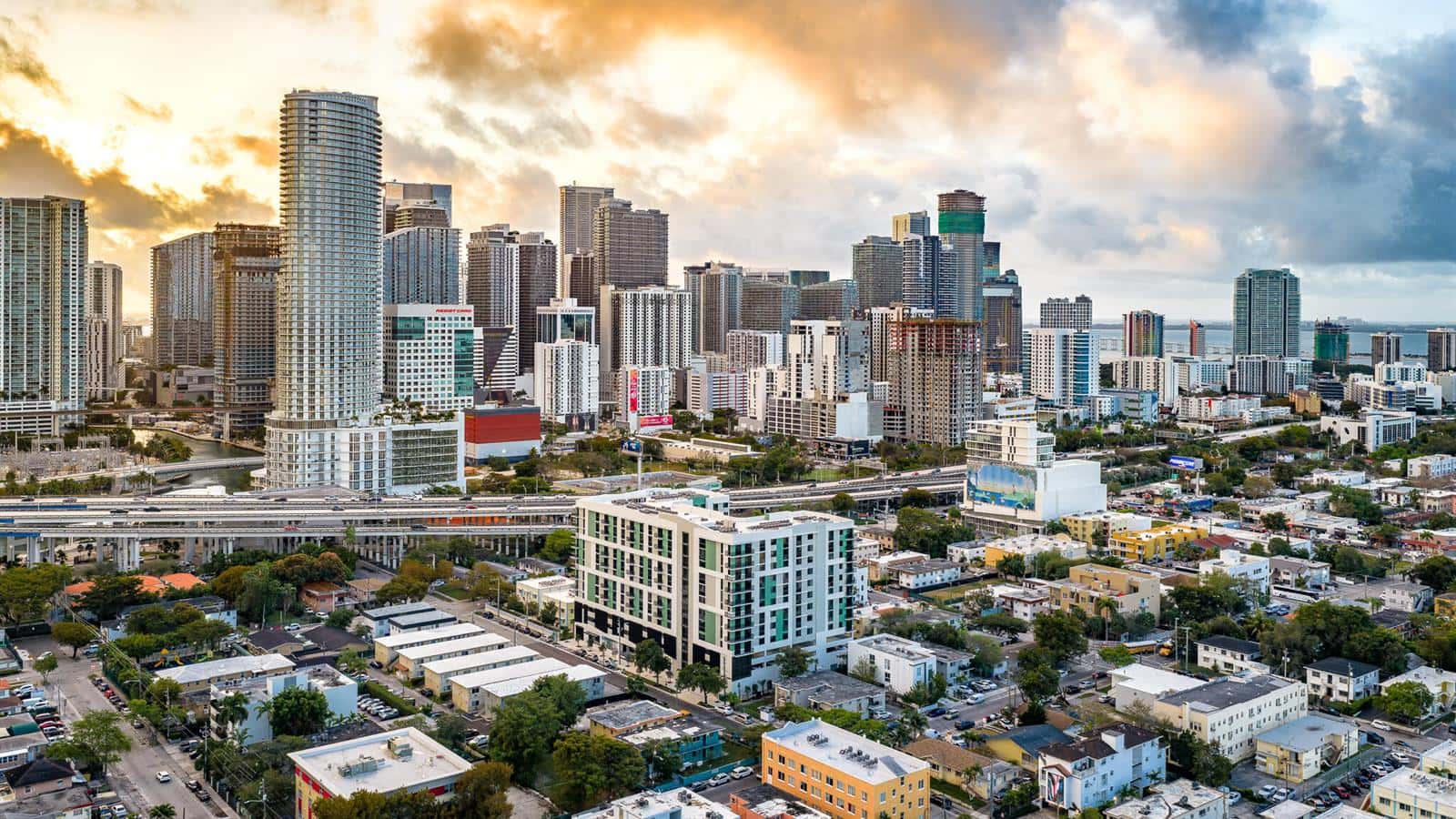 450 SW 5th Street # 401, Miami FL 33130